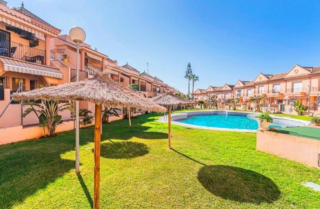 Apartamento Al Andalus. La Barrosa. Chiclana de la Frontera Exterior photo